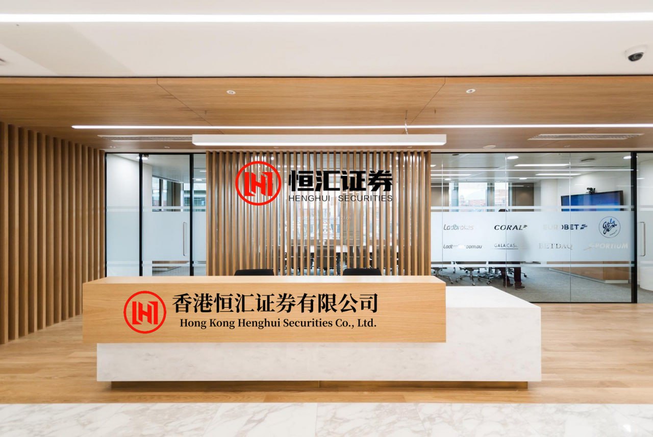 億策略 王者荣耀世界操作设置这么调 手感直接拉满操作超顺手